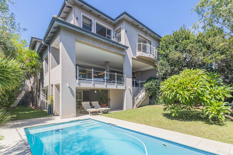 4 Bedroom Property for Sale in Fresnaye Western Cape